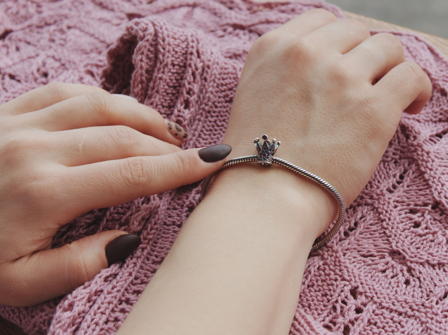 สร้อยข้อมือสเตนเลส